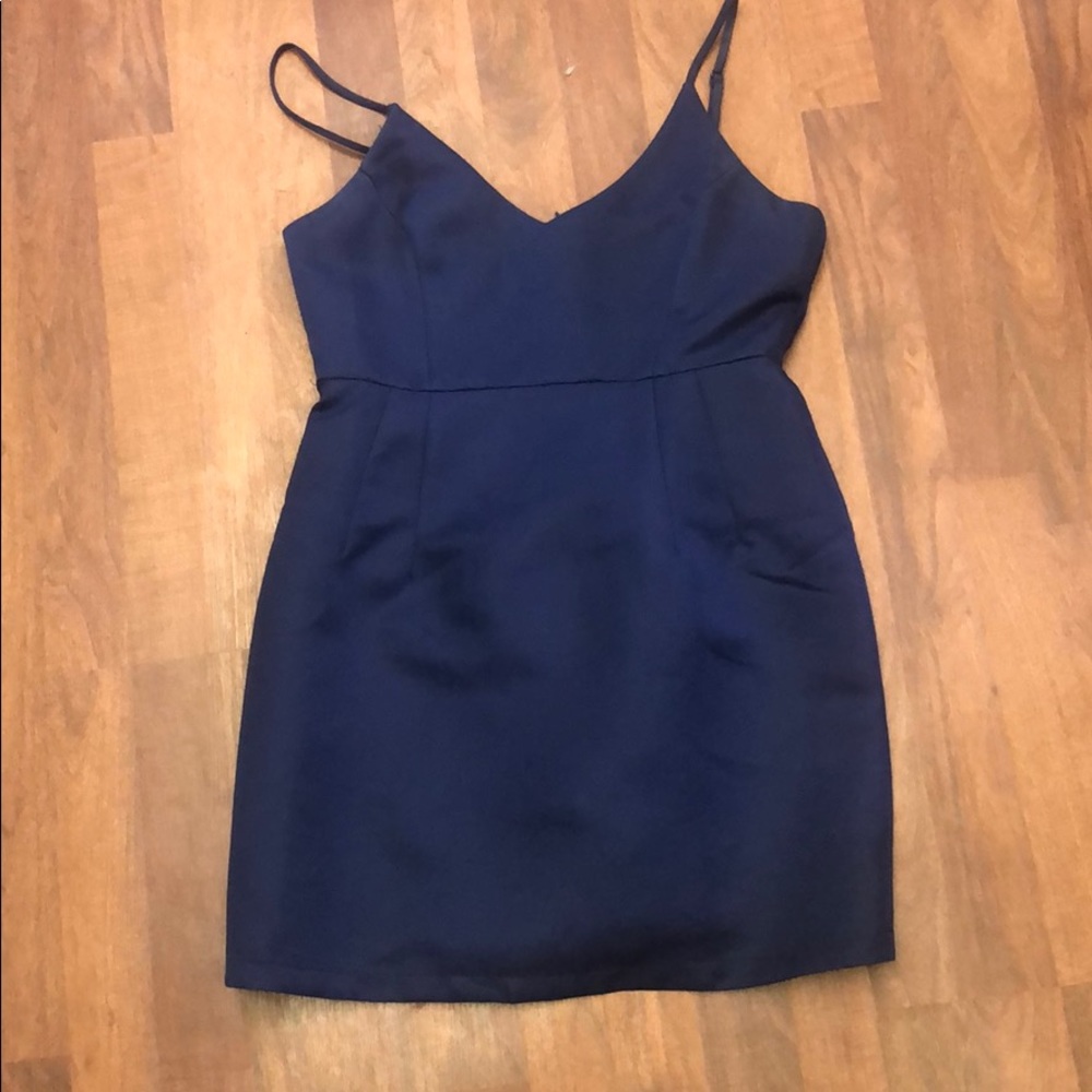 Lulus Navy Mini - Size L